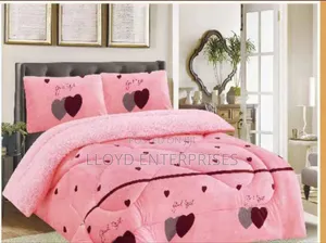 Pinky Woolen Duvets -5x6