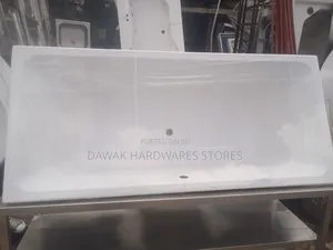 Unique Bathtub