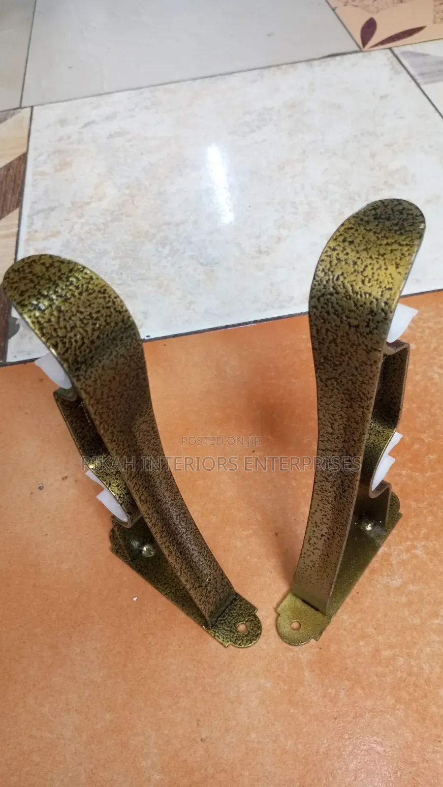 Double Brackets for Rod Mounting
