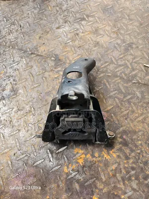 Gear Box Mounting Vitz