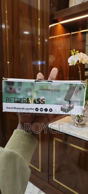 Stand Bluetooth Speaker