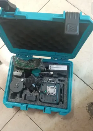 Laser Level With Tripod Stand