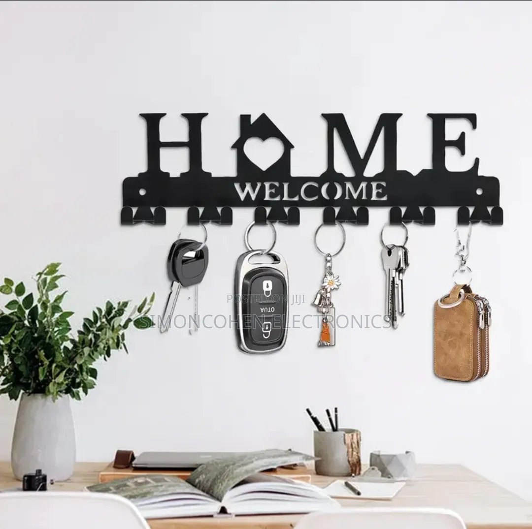 Black Metal Wall-Mounted Key Holder