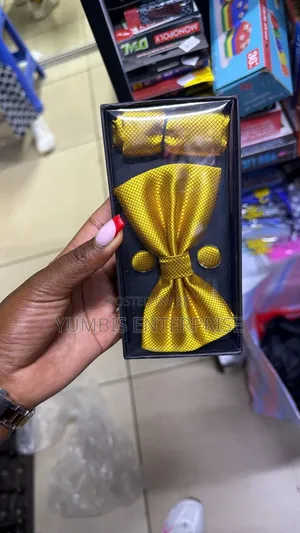 Yellow Gold Bowtie Set !_500