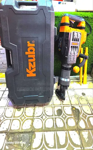 Kzubr Demolition Hammer 2800watts