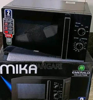 With Oven. 20l Ramtons 20l Manual Microwave. Rm672