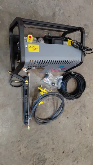 Wall Mounted Italian Highpressure Washer Carwash Machine.