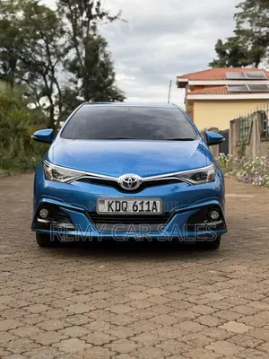 Toyota Auris 2017 Blue