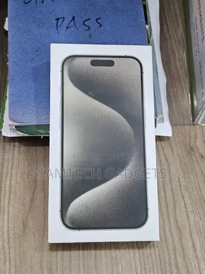 New Apple iPhone 15 Pro Max 256 GB Gray