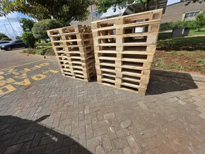 Wooden Pallets Industrial Capacity Heavy Duty Strong Reliable
