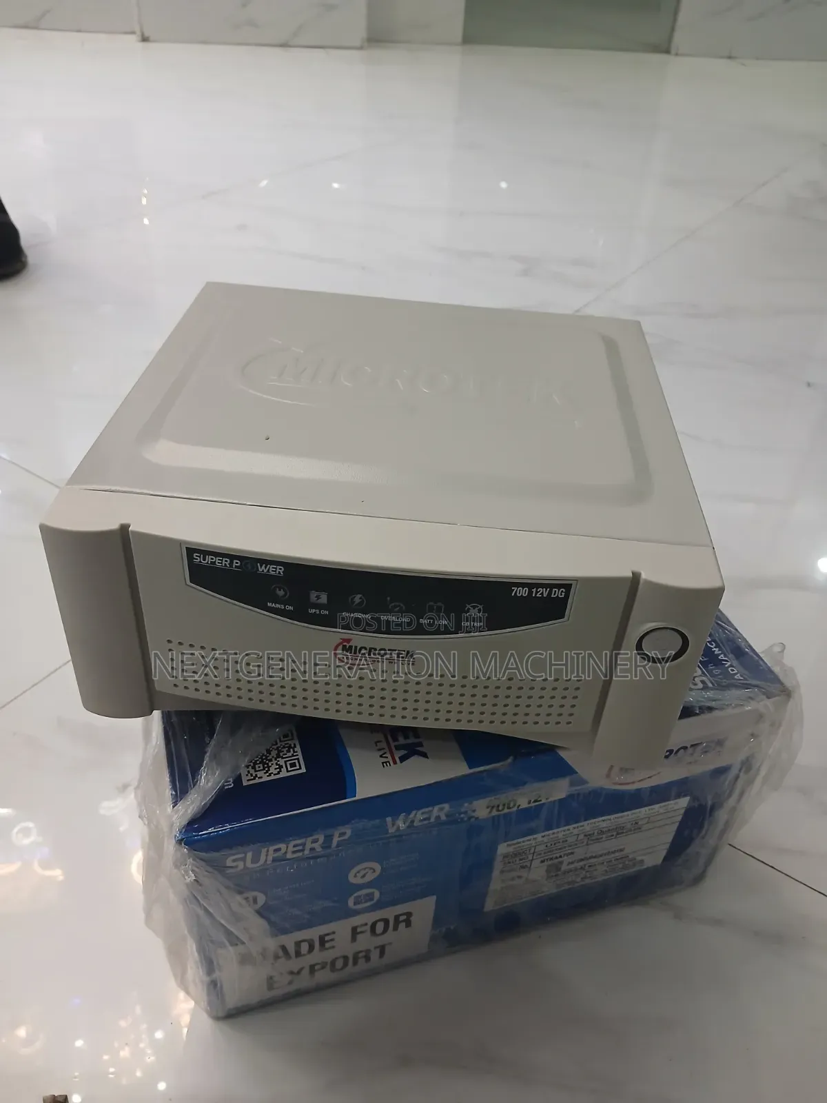 Microtek 700 Watts Power Inverter