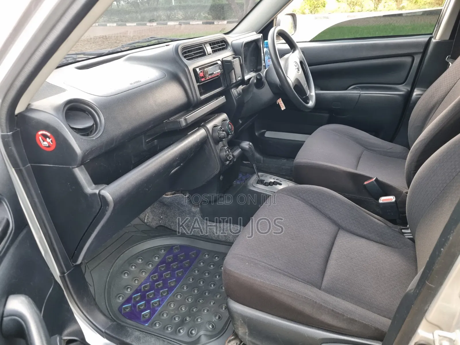 Toyota Probox 2014 Silver