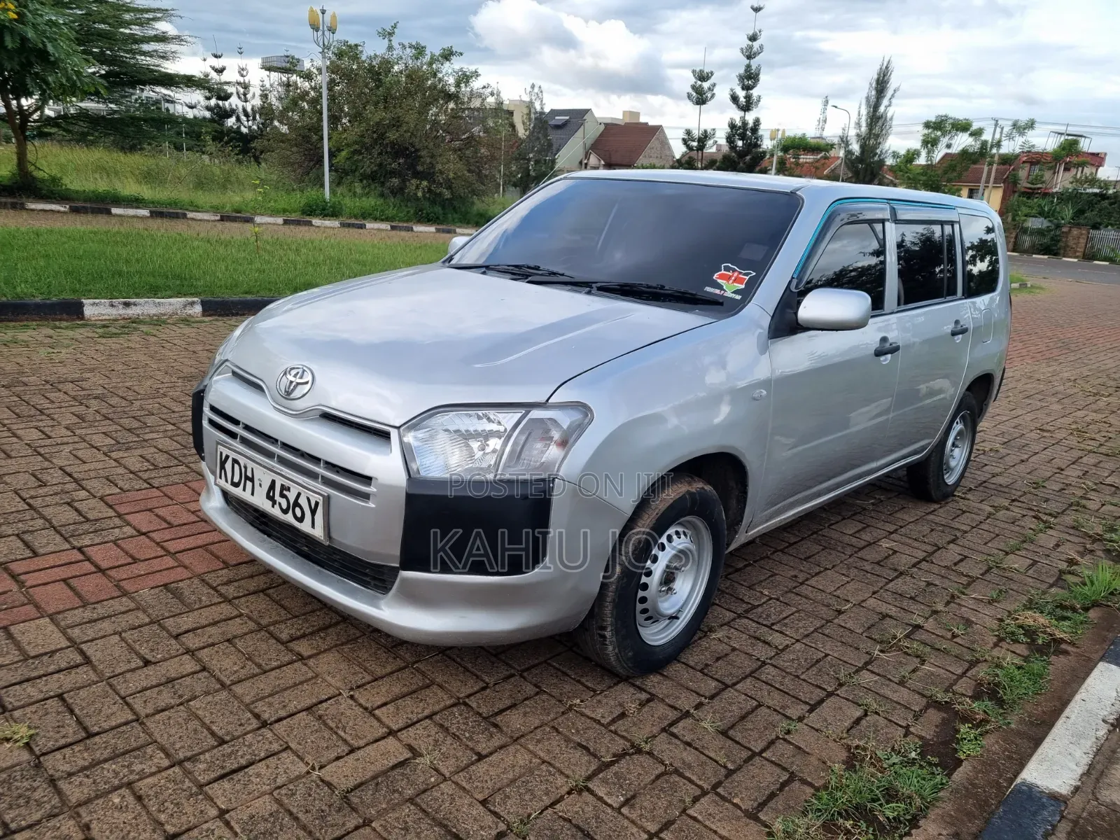Toyota Probox 2014 Silver