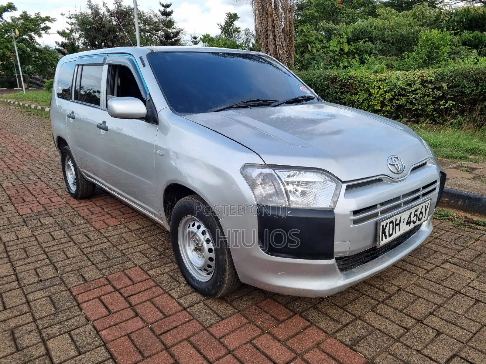 Toyota Probox 2014 Silver