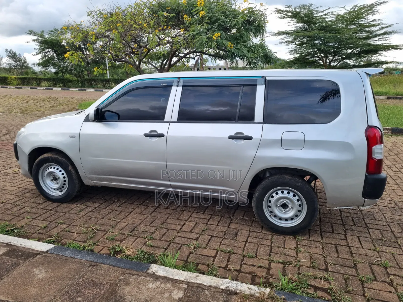 Toyota Probox 2014 Silver