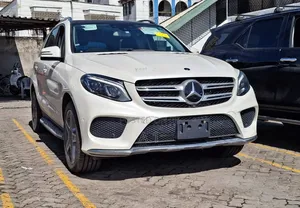 Mercedes-Benz GLE-Class GLE 350d 4MATIC 2018 White