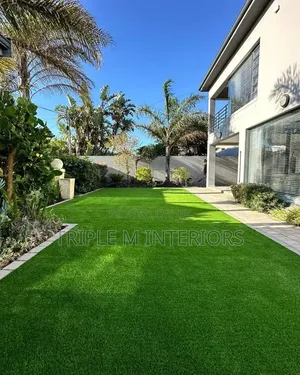Outdoor Relaxation Made Perfect With Green Turf Flooring
