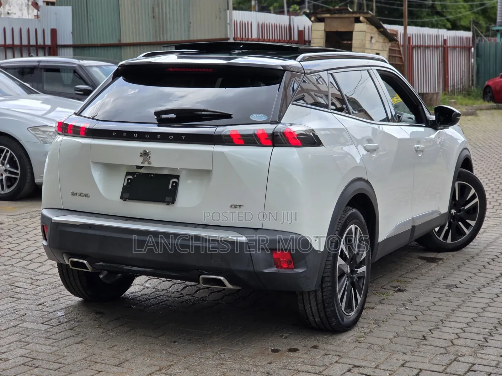 Peugeot 2008 2021 White