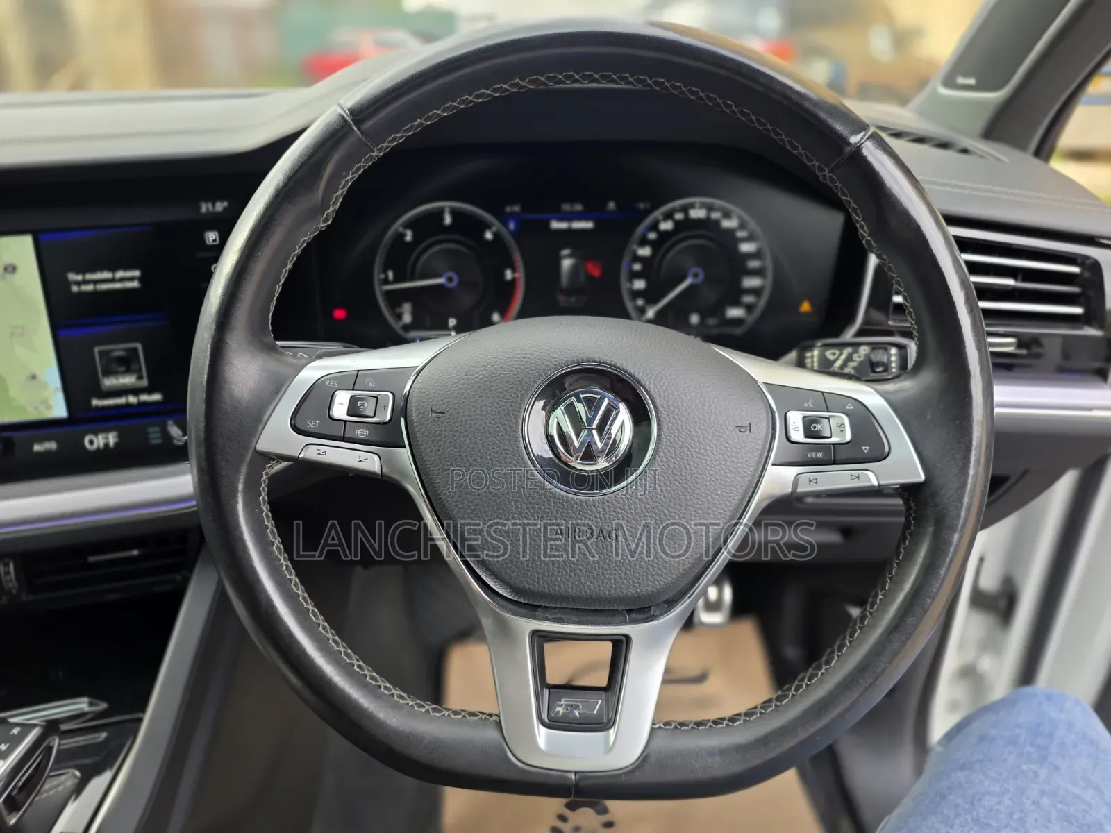 Volkswagen Touareg 2019 White