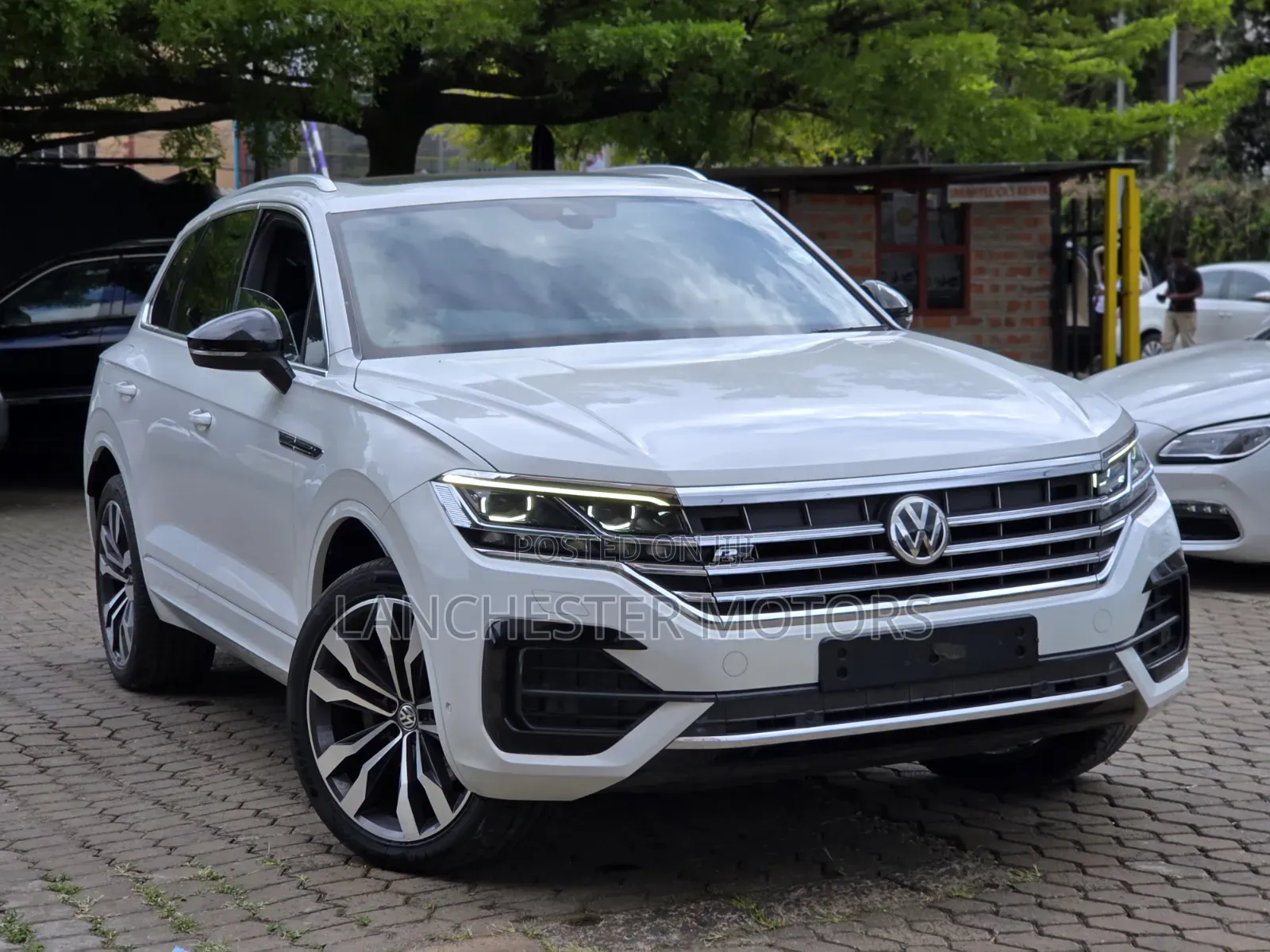 Volkswagen Touareg 2019 White