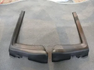 Windscreen Finisher Vitz 2012