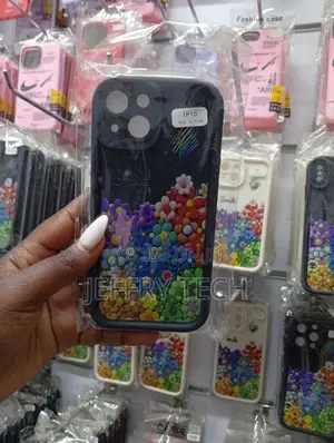 iPhone 15 Fashionable Black Phone Case
