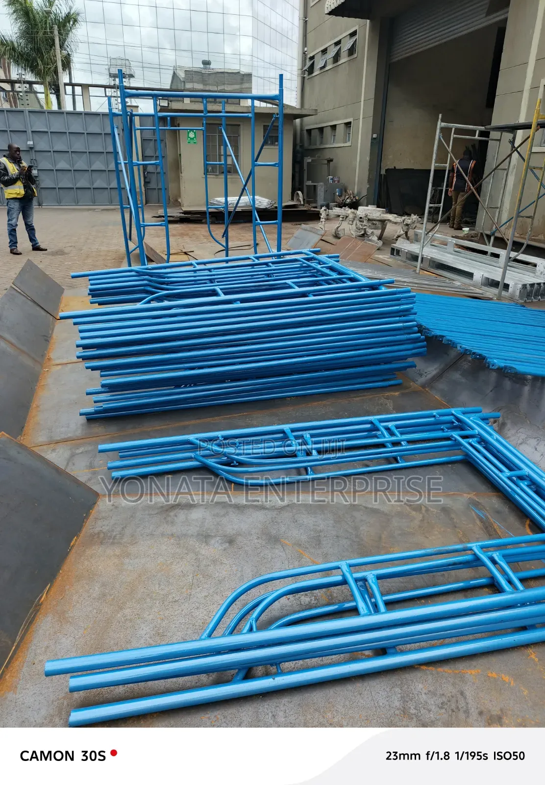 Strong H-Frame Scaffolds