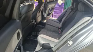 Mercedes-Benz E200 2017 Gray