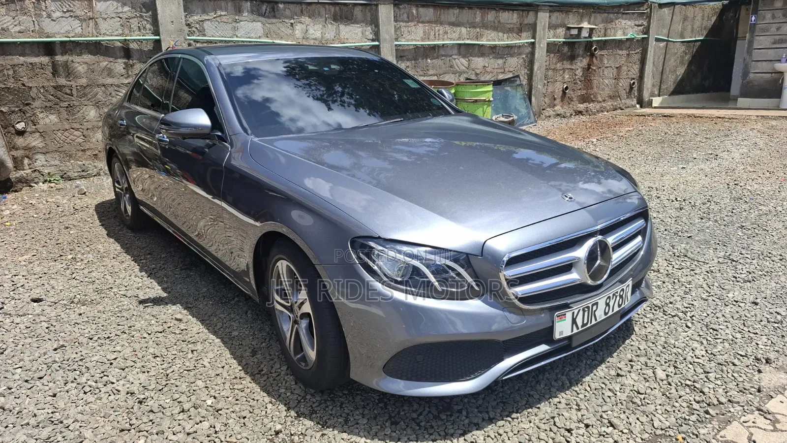 Mercedes-Benz E200 2017 Gray