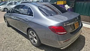 Mercedes-Benz E200 2017 Gray
