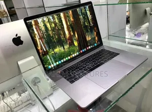 Laptop Apple MacBook Pro 2019 32GB Intel Core i7 SSD 512GB