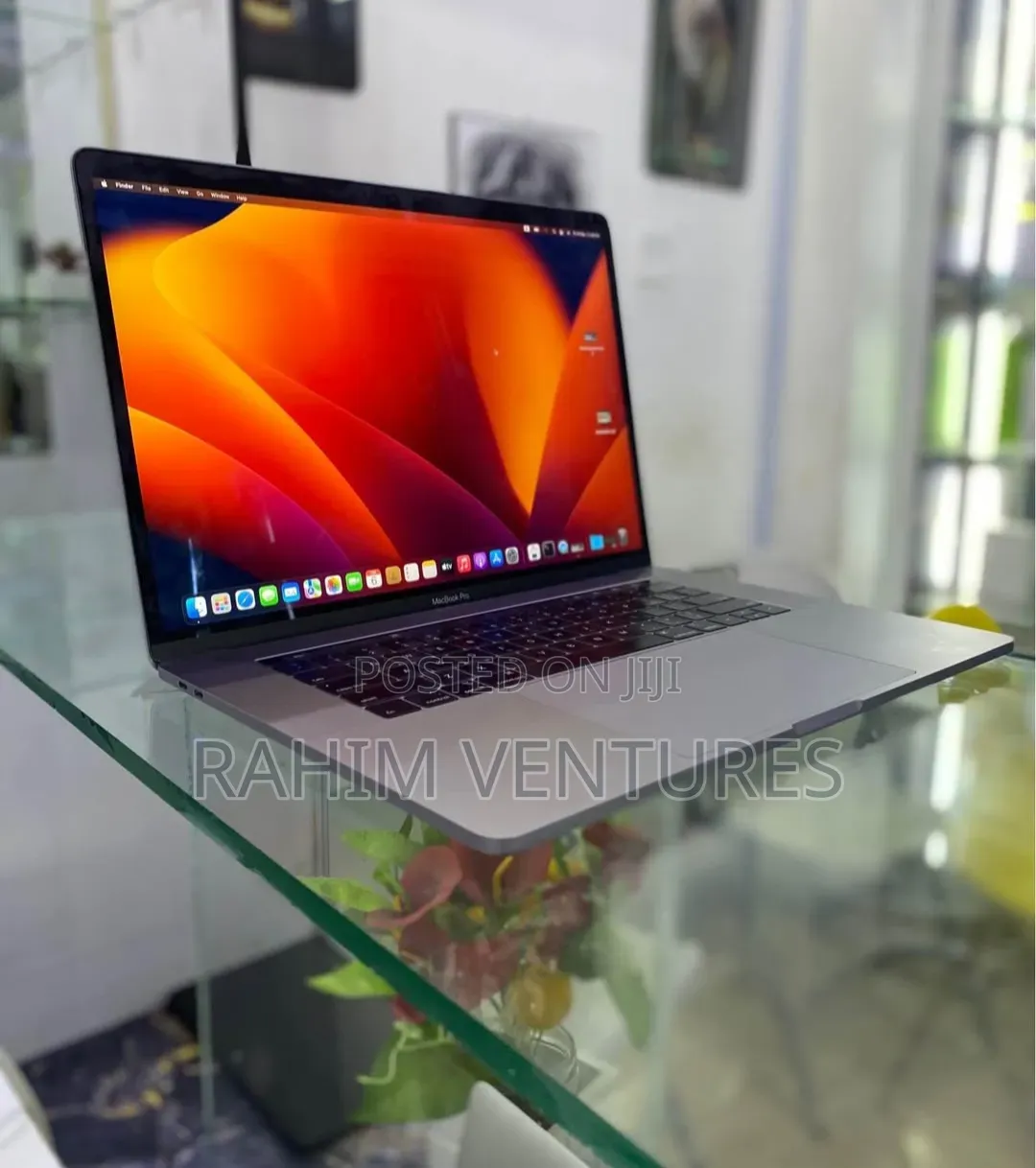 Laptop Apple MacBook Pro 2018 32GB Intel Core i7 SSD 512GB
