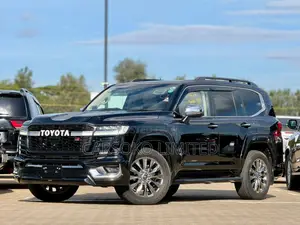 Toyota Land Cruiser 3.3 Diesel 4WD 2022 Black