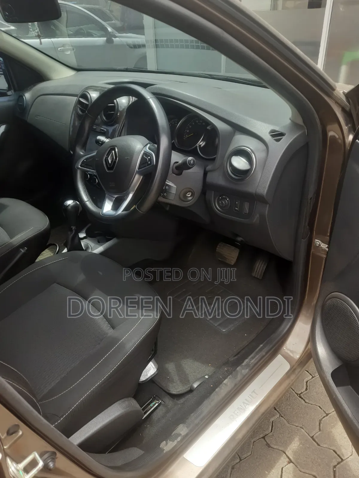Renault Logan 2017 Gray