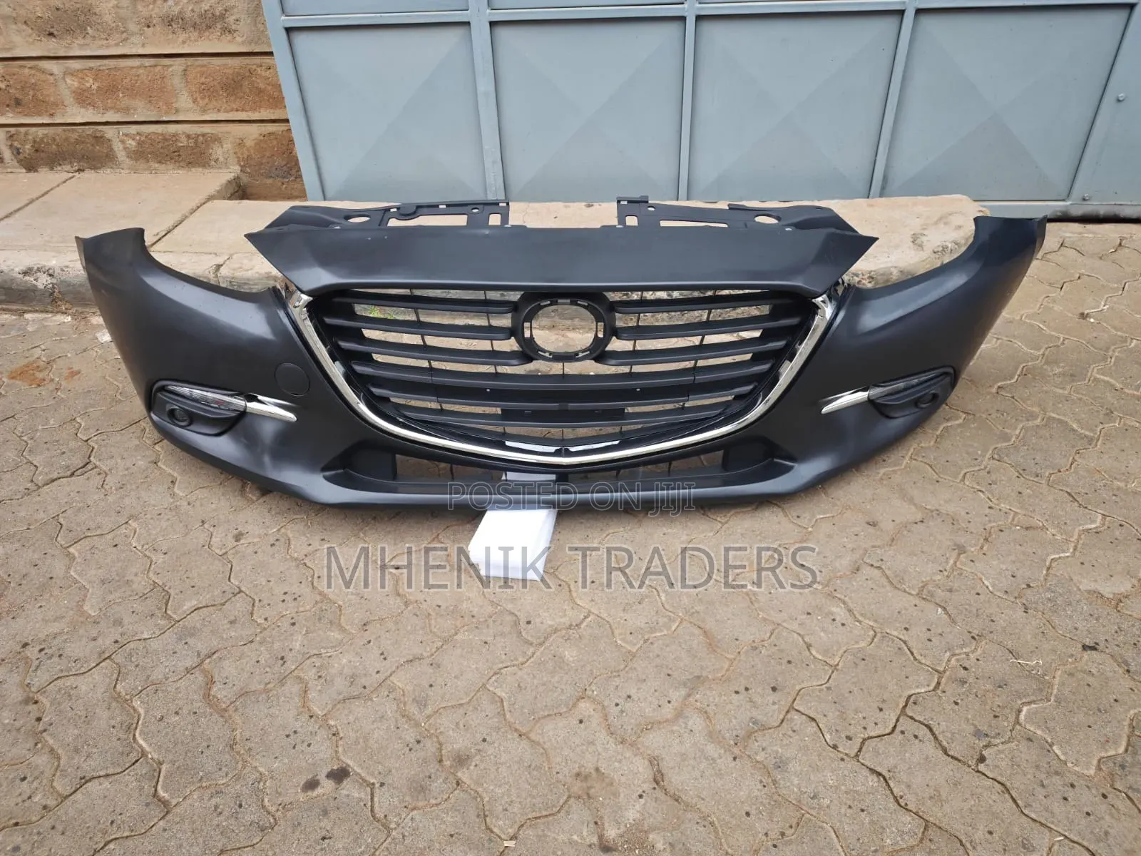 Mazda Axella Bumper Complete 2018