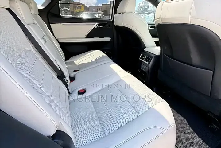 Lexus RX 2019 Off white