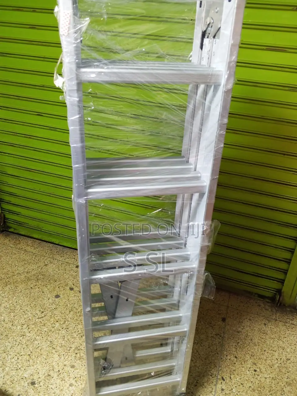 Heavy Duty 20ft Folding Aluminium Ladder