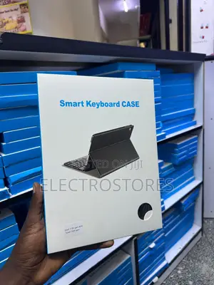 Smart Keyboard Case iPad 11th Gen A16 2025