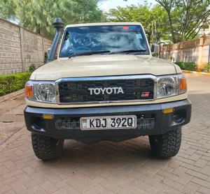 Toyota Land Cruiser 2008 Beige