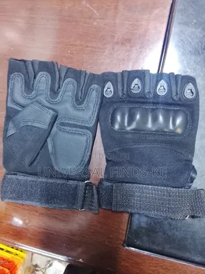 Imported Black Half Tactical Gloves With Nuckle