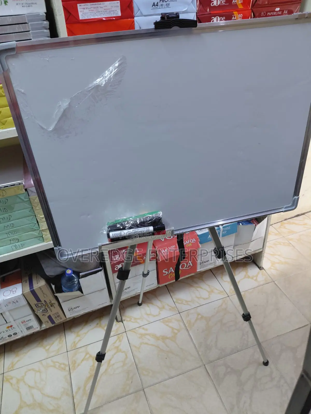 White Board on Sale With Tripod