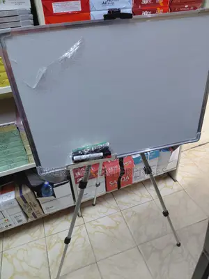 White Board on Sale With Tripod