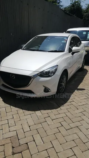 Mazda Demio 2019 White