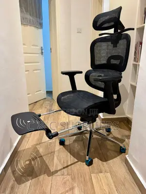 Orthopedic Office Seat With Footrest