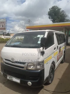 Toyota HiAce 2008 White