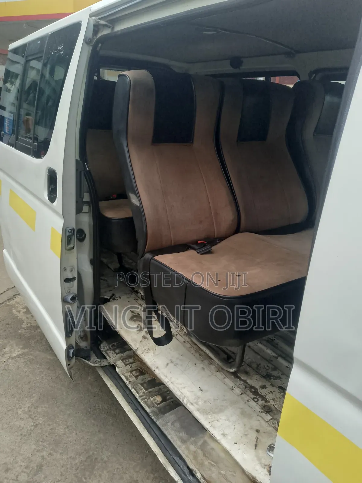 Toyota HiAce 2008 White