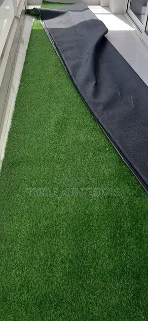 Top-Tier Artificial Lawn Carpet | Dense Pile, Natural Appeal