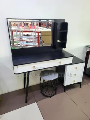 Led Vanity Dressing Set