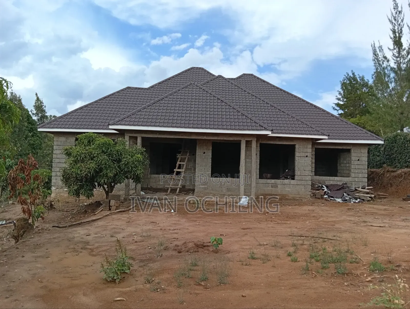 Meru Roofing and Interiors