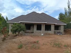 Meru Roofing and Interiors